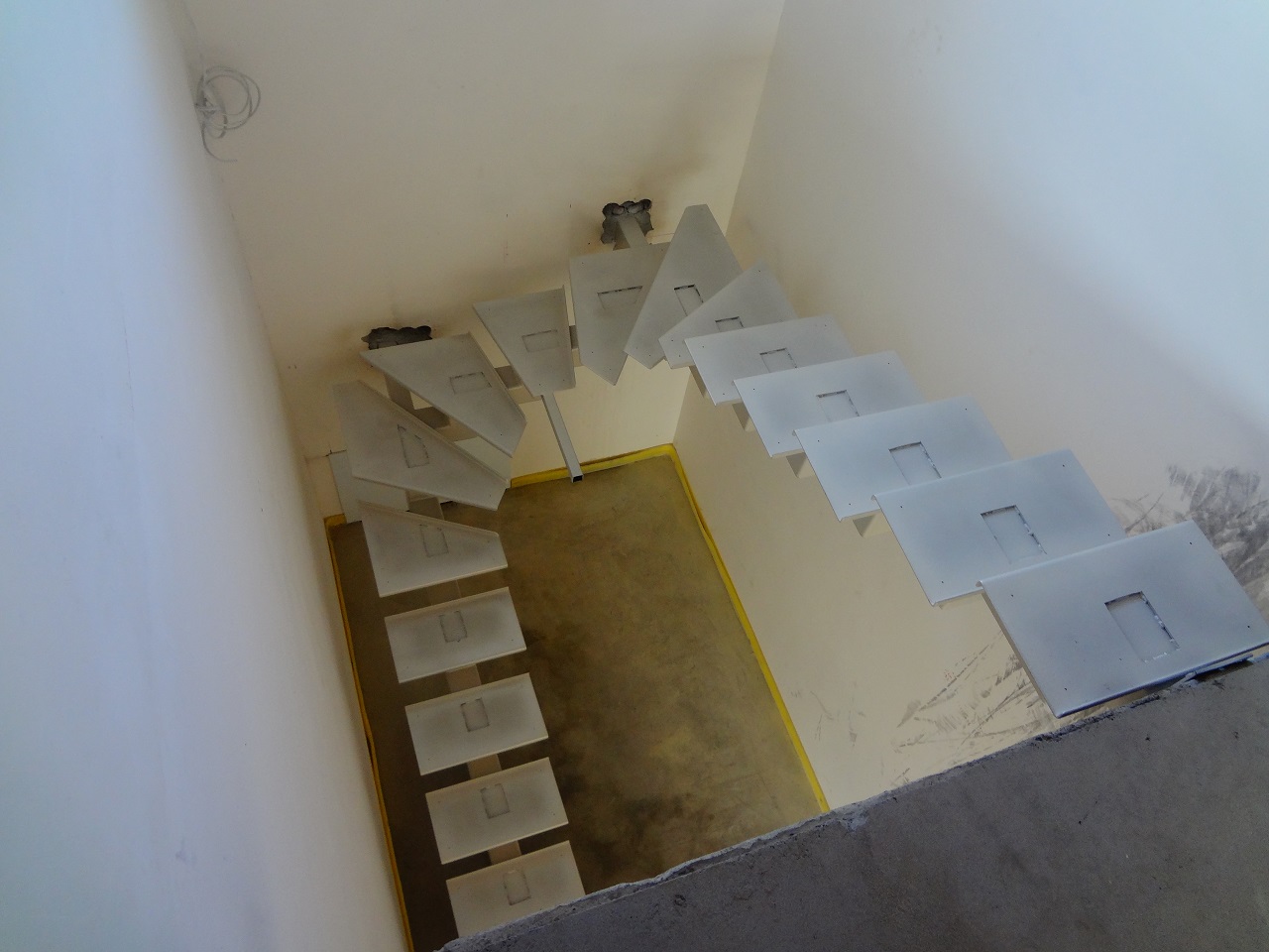 gallery grid image